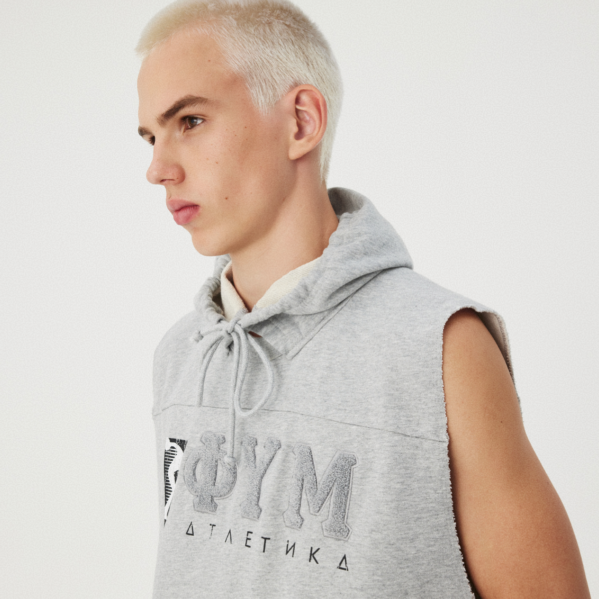 GREY SLEEVELESS HOODIE GOSHA RUBCHINSKIY